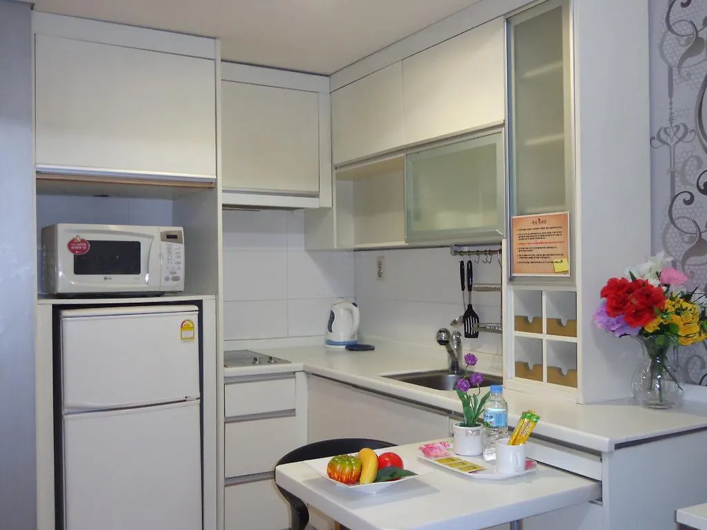 Gangnam Coop Residence Сеул Апартаменты